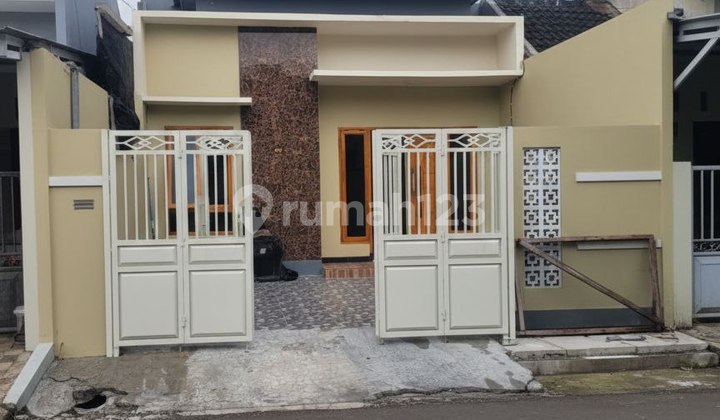Dijual Rumah Pondok Manggala Wiyung Dijual Rumah Pondok Manggala Wiyung