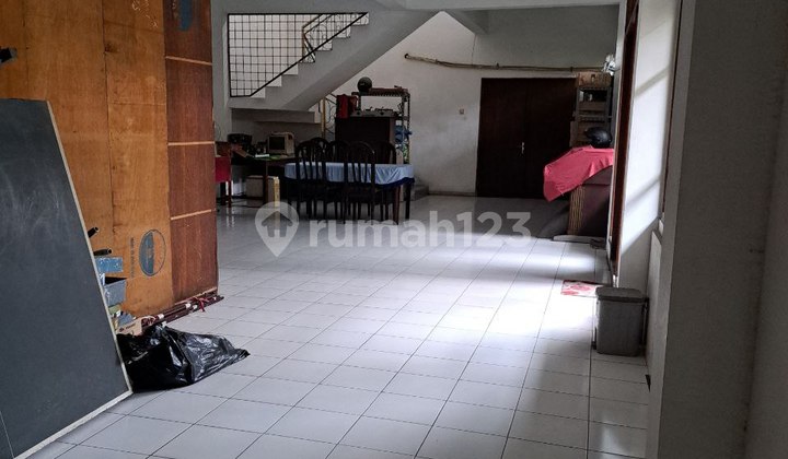 Sold Boarding House on Raya Kutisari Selatan 2