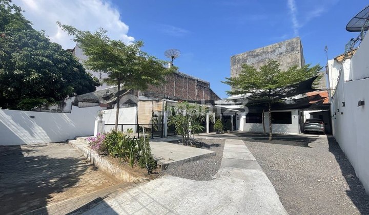 DISEWAKAN RUANG USAHA JALAN TEUKU UMAR - EX CAFE