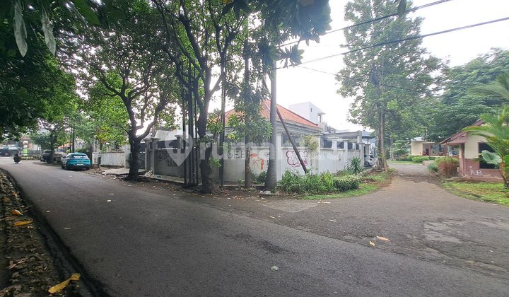 Disewakan Rumah Jalan Kesumba - Ambengan - Hook 2