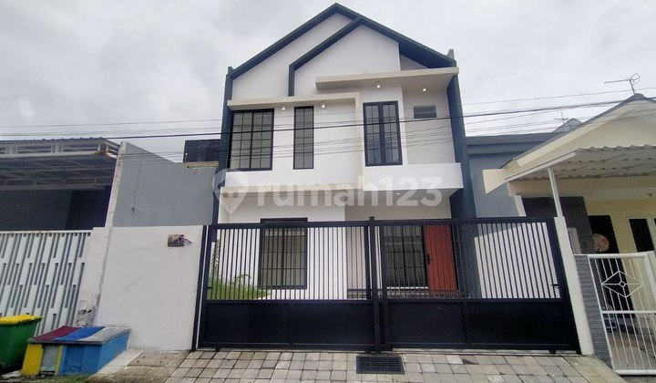 Dijual Rumah Mulyosari Utara - Baru Gress - Smart Door Lock