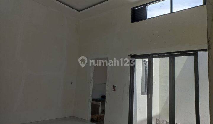 Rumah Puri Safira Regency Menganti Strategis, Row 4 Mobil 2