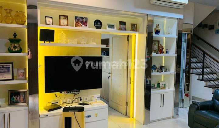 Termurah Puri Mansion Uk 10x15m2 , Semi Furnish,2.5 Lantai ,  7