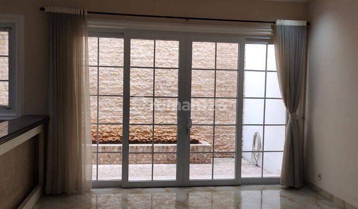 Rumah Puri Mansion Uk10x20m2 Renov Rapih Ready di Survei 6