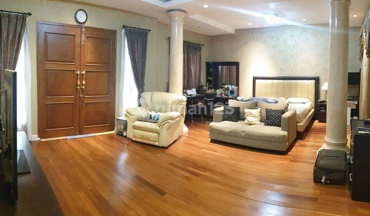 Rumah Intercon Luas Tanah 300m2 Furnish Siap Huni 8