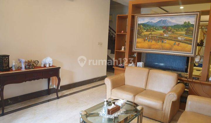 Rumah Intercon Luas Tanah 300m2 Furnish Siap Huni 16