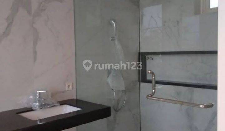 Rumah Intercon Jakarta Barat , Luas Tanah 425m2 , Ada Swimming Pool 6