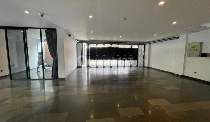 Dijual Rumah Brand New !! Mewah ! LT 483m2 LB 800m2 , Bangunan Tahun 2023 12