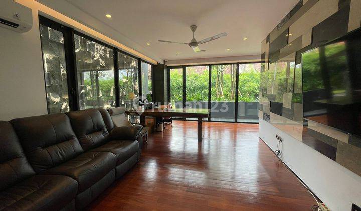 Rumah Brand New !! Mewah !! Lt483m2 Lb 800m2 Bangunan Tahun 2023! 11