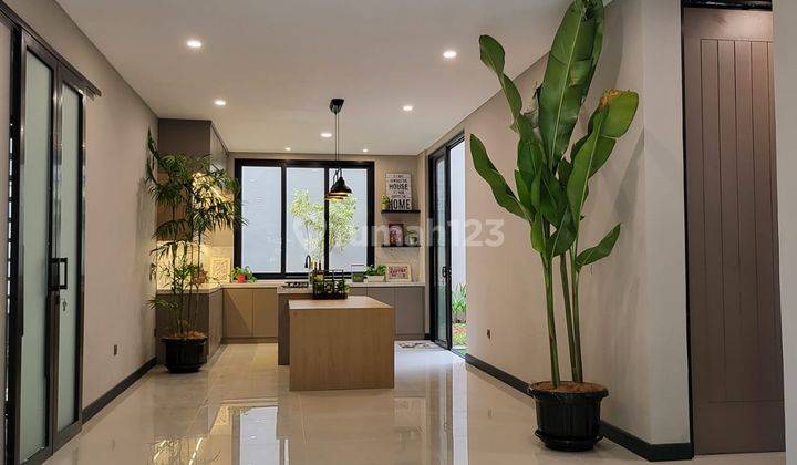 Dijual Rumah BSD City, Minimalis Modern Ukuran 200m2, lokasi strategis 1