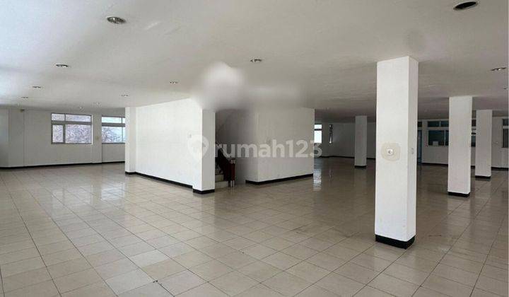 Disewa gudang gunung sahari , lb 2600m2 , lt 1319m2 . Harga 1.5 m nego 1