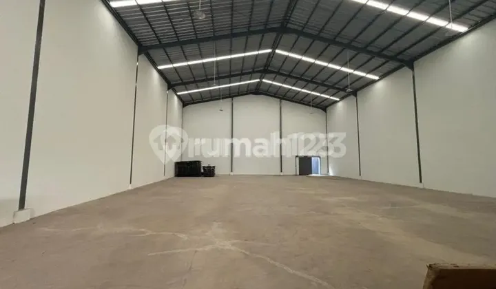 For Rent: Blessindo Warehouse, land area 430M2, building area 330M2, Price 315 Million