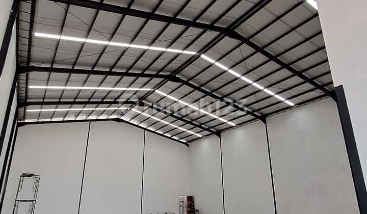 Blessindo Warehouse for Rent, land area 864M2, building area 612M2, Price 635 Million/Year