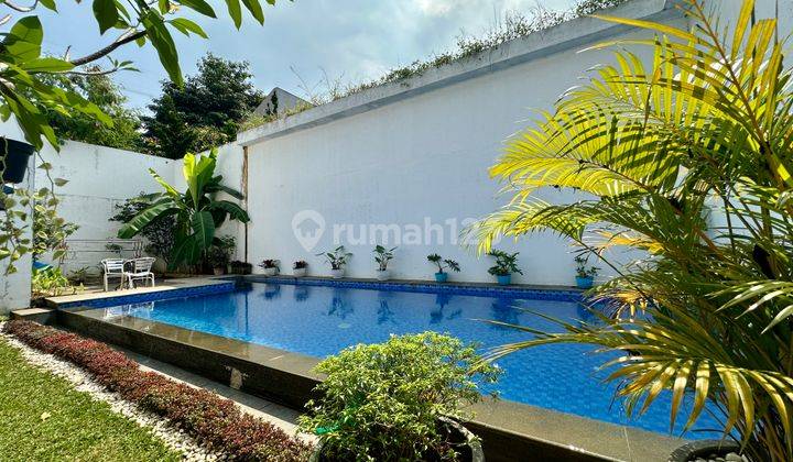 Rumah Dengan Private Pool , Lt 480m2 , Harga 11.7 M Nego  1