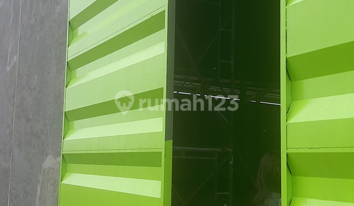 Warehouse for Rent in Tangerang City, Building Area 1944m2, Land Area 4357m2. Price 3.2M Negotiable Warehouse for Rent in Tangerang City, Building Area 1944m2, Land Area 4357m2. Price 3.2M Negotiable