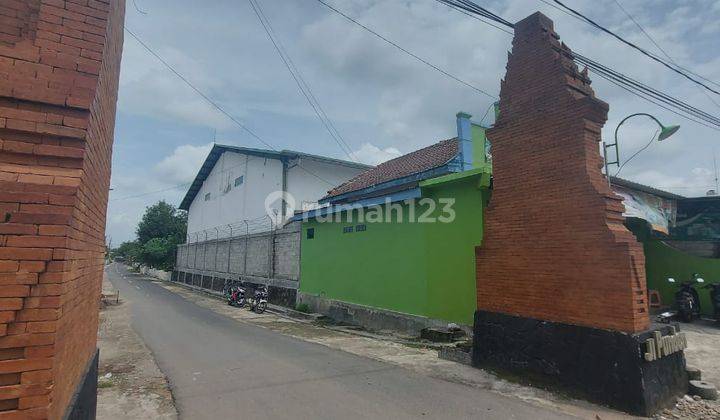 Gudang Jiwan Madiun kota. Komersial area.  6