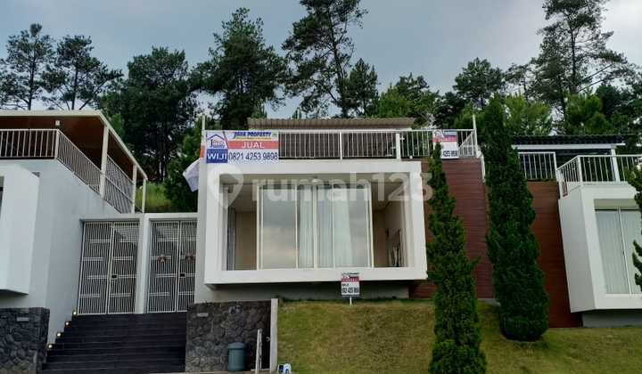 Tamandayu d'mansion. Siap huni.  1
