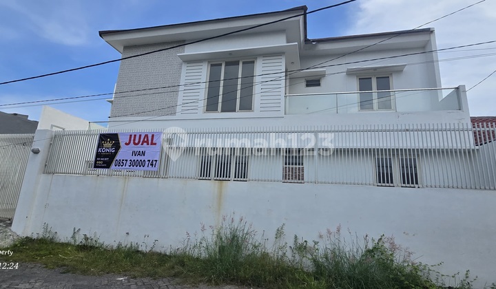 Dharmahusada. Vila Kalijudan Asri. Minimalis. 2