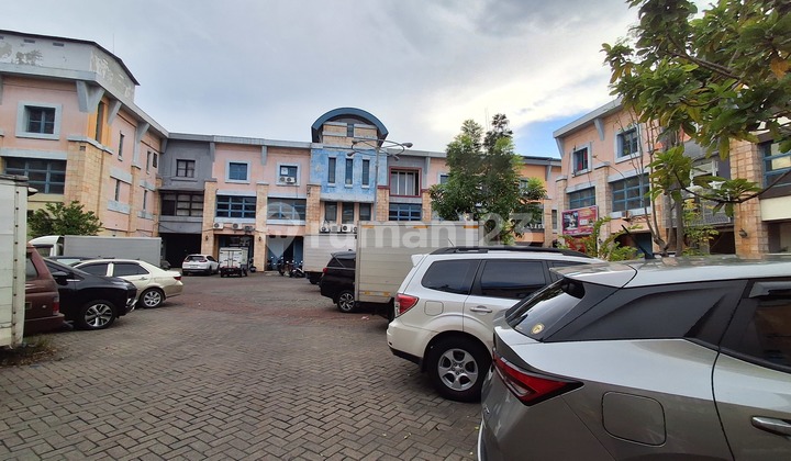 Tidar Mas Shop House. City Center. Move-in Ready. 2