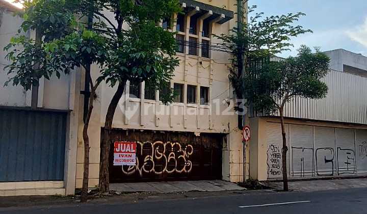 Surabaya City. Heroes Street. Commercial Area. 2