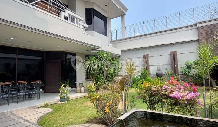 Kupang Indah, Rumah Mewah, Jalan Kembar.