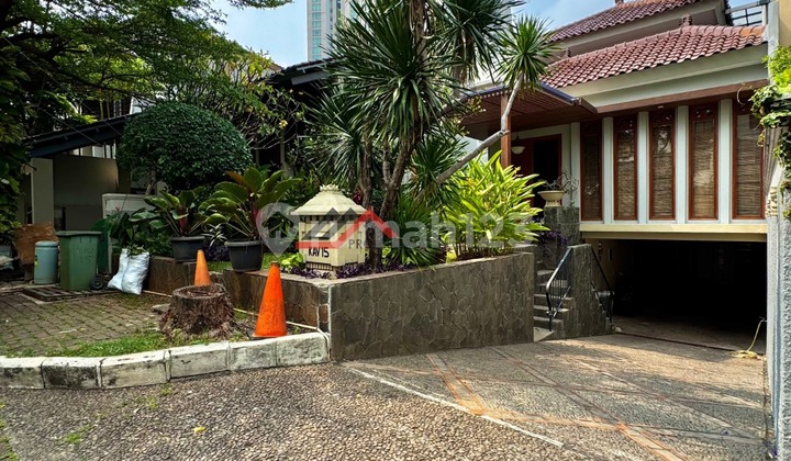 Disewakan Rumah Bagus Dalam Komplek Kemang 2