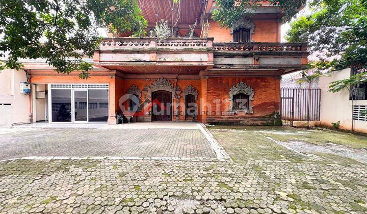 House in Raya Pondok Indah Commercial Area, Suitable for Residence or Business