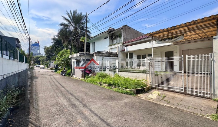 Rumah Lama Siap Huni Harga Menarik Dekat Mall  2