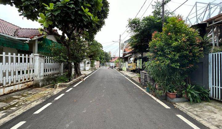 Rumah Strategis Dalam Komplek di Mampang Prapatan, Jakarta Selatan 19