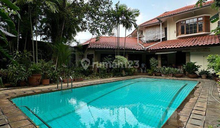 Rumah Asri Dalam Komplek Di Ampera 2