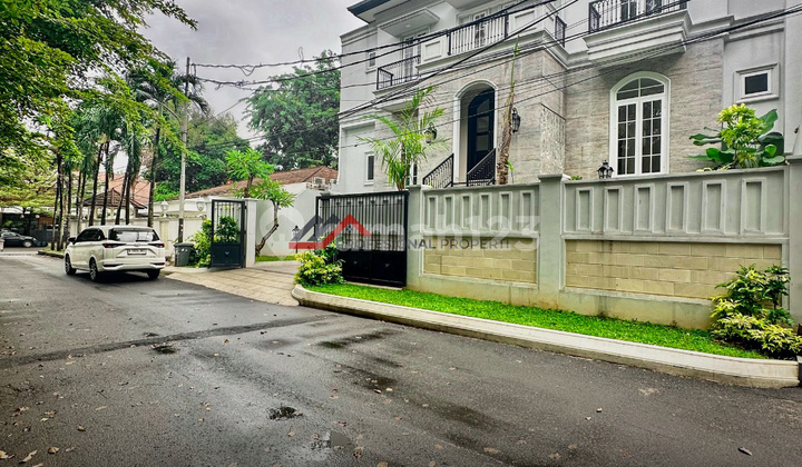 Rumah Baru Lingkungan Bagus Di Kebayoran Baru