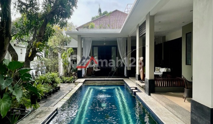 Rumah Design Modern Tropis Siap Huni di Ampera