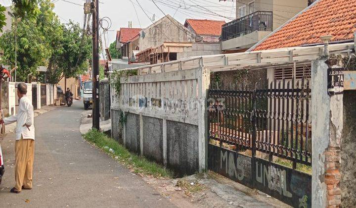 Rumah Tua Hitung Tanah Cocok Dibangun Kos2an Di Kebayoran 1