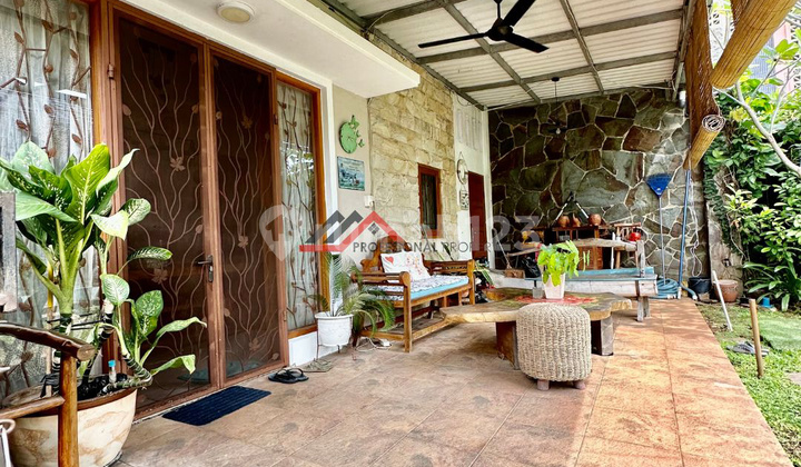 Modern Tropical Design House in Lebak Bulus 2