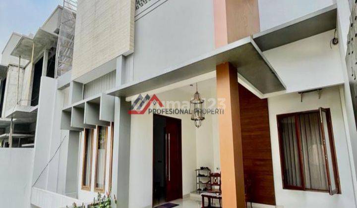 Rumah Siap Huni Modern Minimalis Di Lebak Bulus 3 Lantai Semi Furnished Bagus SHM - Sertifikat Hak Milik di Lebak Bulus Rumah 1