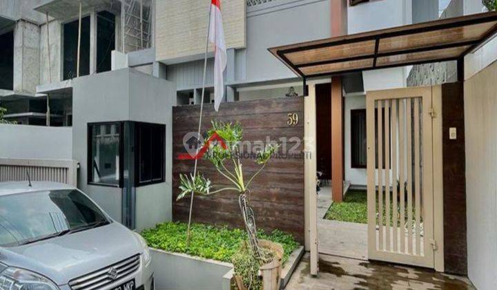 Rumah Siap Huni Modern Minimalis Di Lebak Bulus 3 Lantai Semi Furnished Bagus SHM - Sertifikat Hak Milik di Lebak Bulus Rumah 2