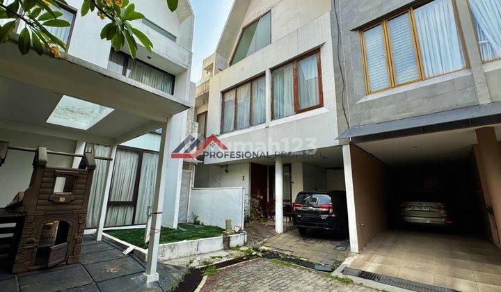 Rumah Minimalis Dalam Town House Dekat Simatupang 1