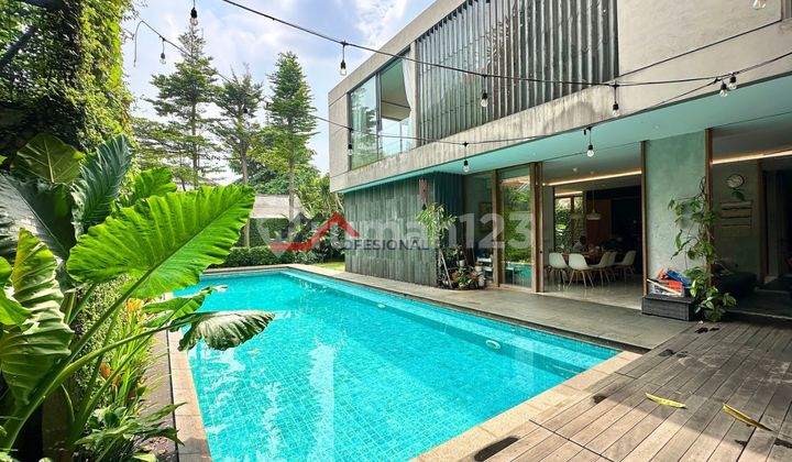 Rumah Bagus Tropical Minimalis di Jatipadang