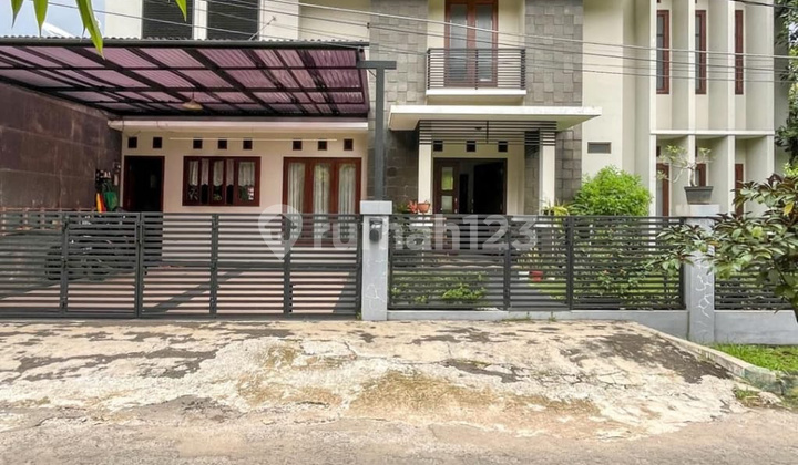 Rumah Dalam Komplek Tenang Di Lebak Bulus Rumah Dalam Komplek Tenang Di Lebak Bulus