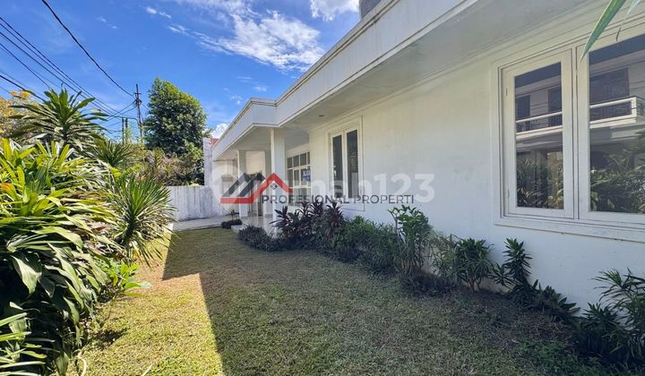 Ready-to-Live House with Spacious Yard and Quiet Environment in Cipete Area, South Jakarta 2