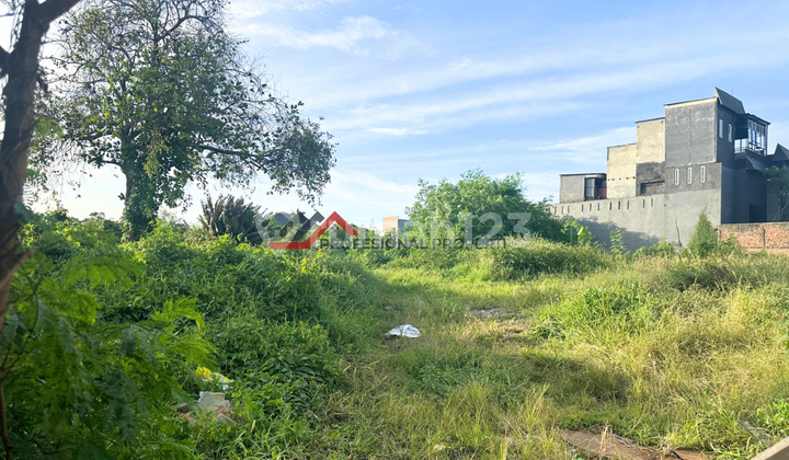 Vacant Land Attractive Price Suitable for Investment in Lebak Bulus