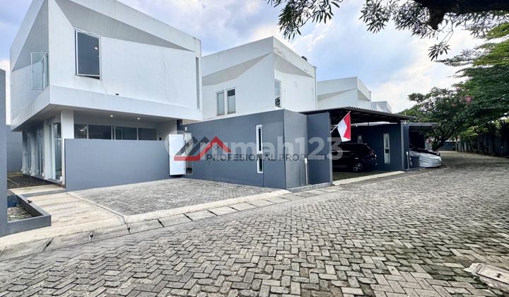 Rumah Modern Minimalis Dalam Town House Di Lebak Bulus 2