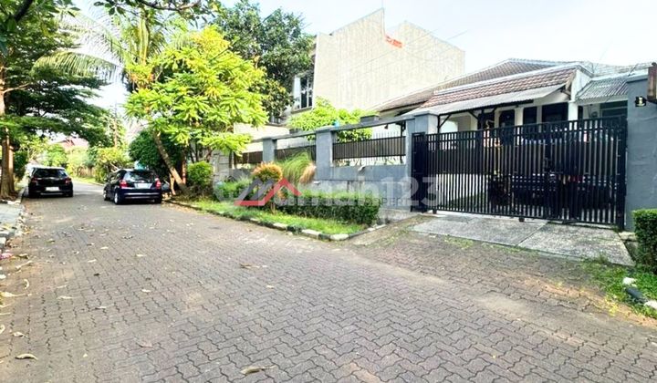 Rumah Dalam Komplek Lingkungan Premium Dekat MRT dan Simatupang