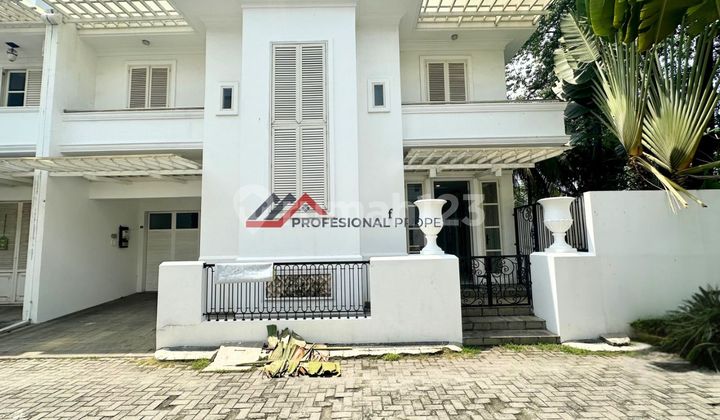 Rumah Siap huni dalam Town House Private Swimming Pool di Kemang Jakarta Selatan 2