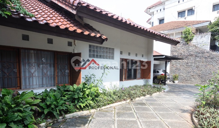 Rumah Cantik Strategis Dekat Pondok Indah 2