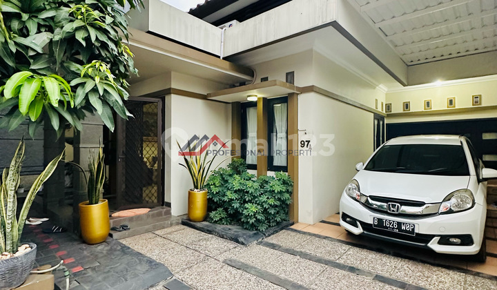 Rumah Modern Minimalis Siap Huni Dalam Komplek di Cirendeu 1