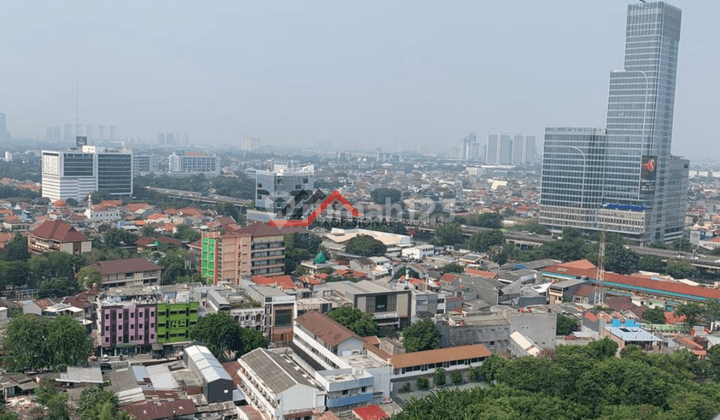 Disewakan Apartemen Green Pramuka Tower Pino Dengan View City 1