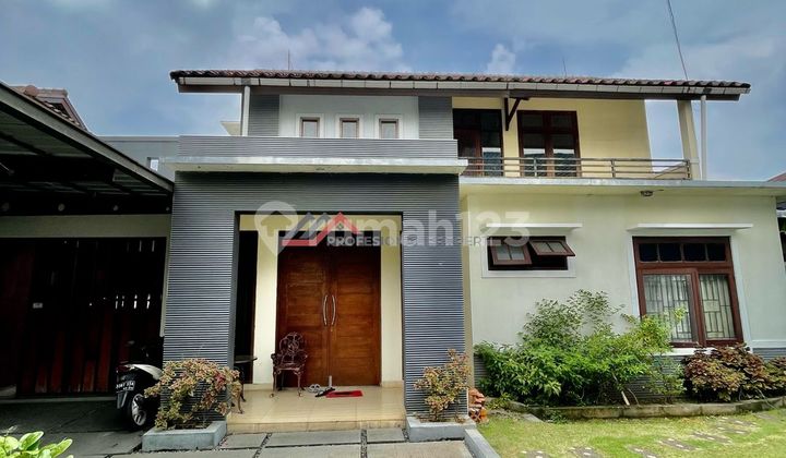 Rumah Classic Minimalis Dalam Komplek di Pancoran 2