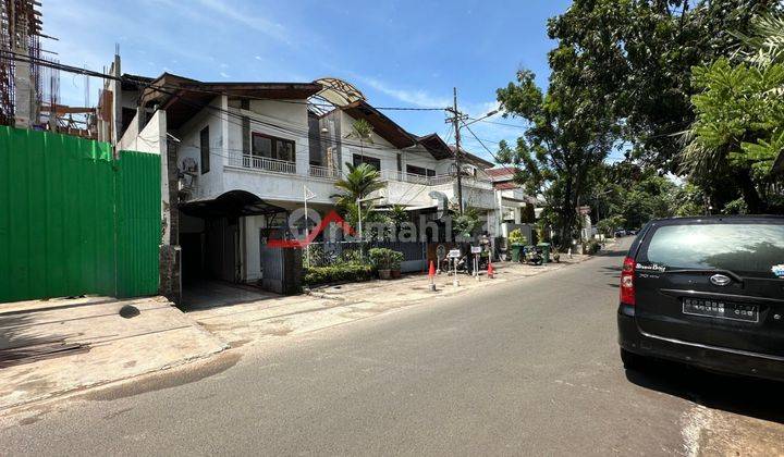 Rumah Cocok Untuk Usaha Lokasi Strategis Semi Furnished 2