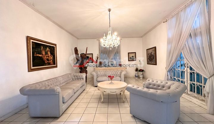 Rumah Lama Hitung Tanah Harga Menarik Cocok untuk Investasi di Cilandak 2